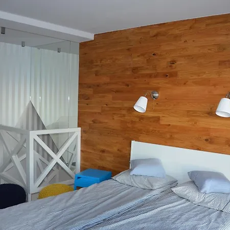 Blekitna Laguna Puck